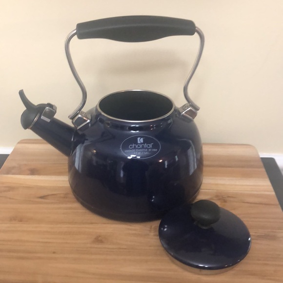 Chantal Enamel Teakettle - Picture 6 of 10